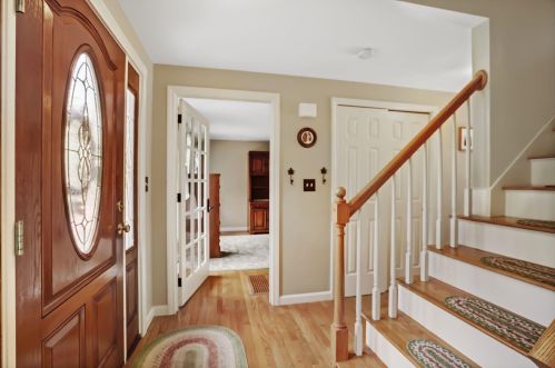 34 Opal Dr, Danville, NH 03819 exterior