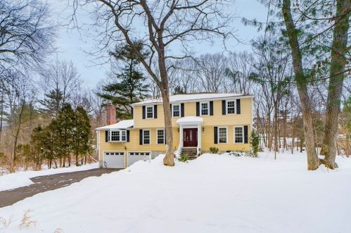 41 Hatters Hill Rd, Medfield, MA 02052 exterior