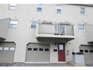 12 Bluestone Dr, Nashua, NH 03060 exterior