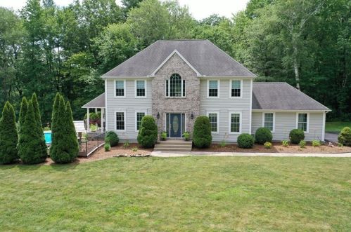 53 Highland Ln, West Springfield, MA 01089 exterior