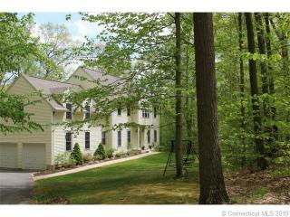 11 Trevor Ln, Durham, CT 06422 exterior