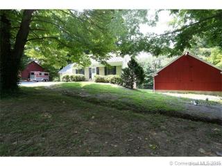 954 Southford Rd, Southbury, CT 06488 exterior