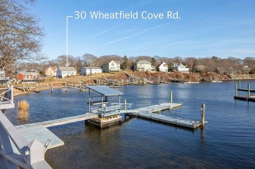 30 Wheatfield Cove Rd, South Kingstown, RI 02882 exterior