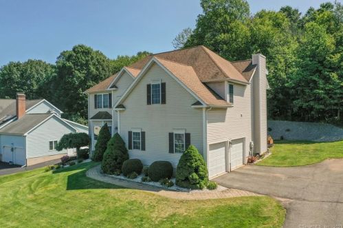 624 France St, Rocky Hill, CT 06067 exterior
