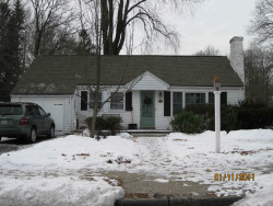 138 Warwick Rd, Newton, MA 02465 exterior