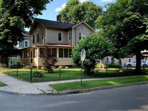 12 Blackman Ave, Bethel, CT 06801 exterior
