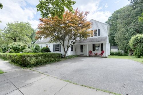 6 Fenwick St, Worcester, MA 01602 exterior