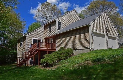 825 Commercial St, Weymouth, MA 02189 exterior