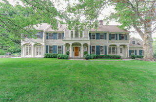 11 Cherry Tree Ln, Riverside, CT 06878 exterior