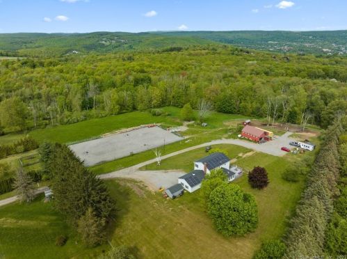 146 Westside Rd, Torrington, CT 06790 exterior