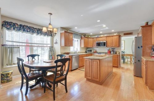 37 Adeline Pl, North Windham, CT 06250 exterior