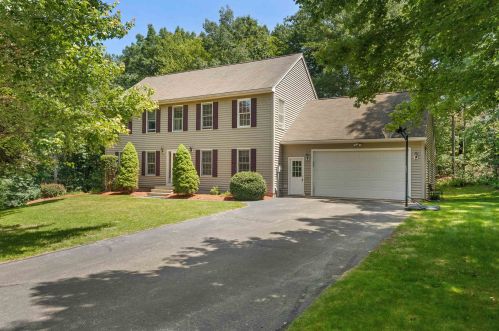 6 Copeland Dr, Hudson, NH 03051 exterior
