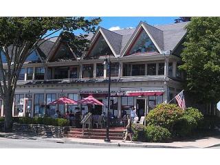51 Conanicus Ave, Jamestown, RI 02835 exterior