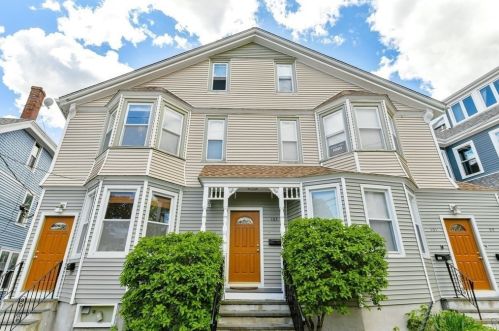 103 Sheridan St, Roxbury-Xing, MA 02130 exterior