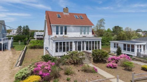 46 Atlantic Ave, Westerly, RI 02891 exterior