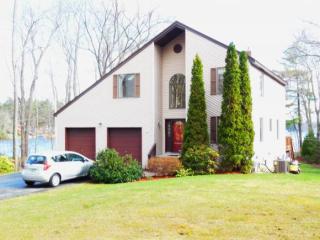 75 Croy Path, Hampstead, NH 03841 exterior