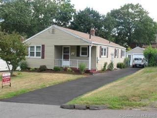 11 Lockwood St, Manchester, CT 06042 exterior