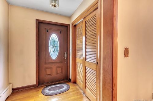 240 Moose Hill Rd, Upper Stepney, CT 06468 exterior