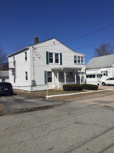 45 Darwin St, Woonsocket, RI 02895 exterior