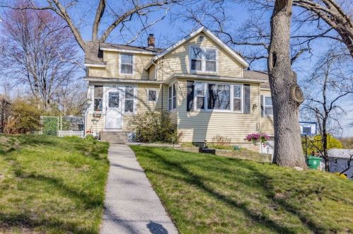 90 Rochester St, Chicopee, MA 01020 exterior