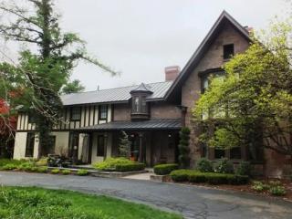 702 Longmeadow St, Longmeadow, MA 01106 exterior