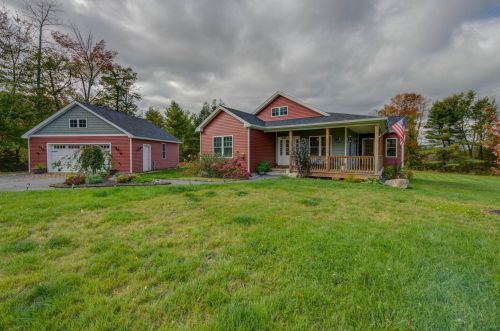 9 Utility Rd, South Paris, ME 04281 exterior