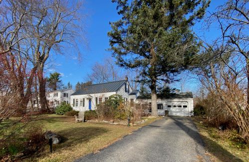 85 Old Winthrop Rd, Augusta, ME 04330 exterior