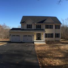 76 Woodhill Rd, Monson, MA 01057 exterior