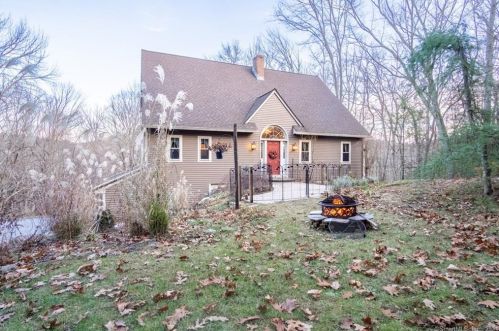 238 Ratlum Rd, New-Hartford, CT 06057 exterior