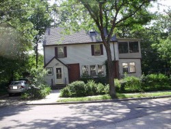 198 Woodcliff Rd, Newton, MA 02461 exterior