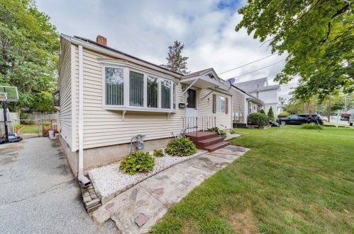 84 David St, Springfield, MA 01104 exterior