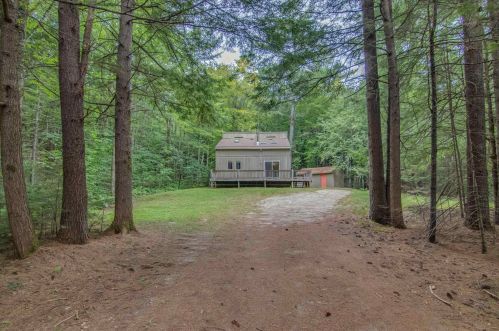 34 Horse Pasture Ln, Thornton, NH 03285 exterior