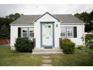 40 John Duggan Rd, Tiverton, RI 02878 exterior