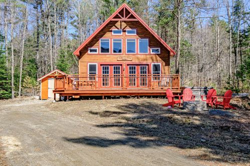 387 Howe Hill Rd, Greenwood, ME 04255 exterior