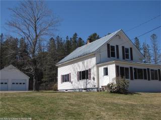 159 Main St, Skowhegan, ME 04976 exterior