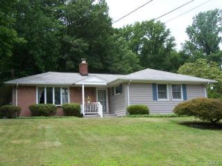 74 Woolsley Ave, Bridgeport, CT 06611 exterior