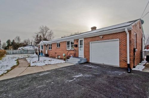 20 Connolly St, Springfield, MA 01151 exterior