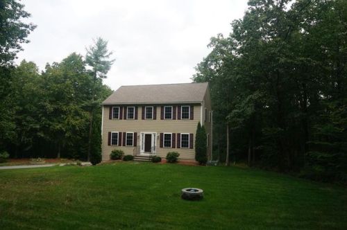 34 Turner Rd, Townsend, MA 01469 exterior