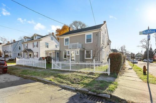 63 Redding Pl, Bridgeport, CT 06604 exterior