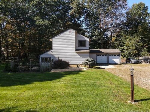 346 Hebron Rd, Andover, CT 06232 exterior