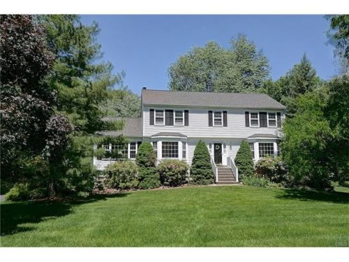 31 Pheasant Ln, Ridgefield, CT 06877 exterior