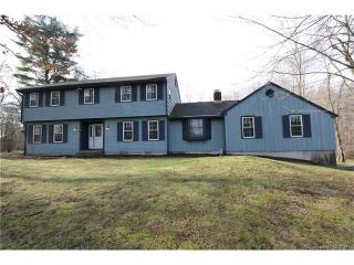 181 Driftwood Ln, Bridgeport, CT 06611 exterior