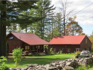 100 Hayward Rd, Croydon, NH 03773 exterior