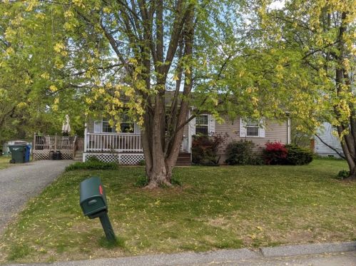 139 Odion St, Springfield, MA 01118 exterior