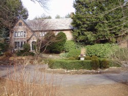 401 Beacon St, Newton, MA 02459 exterior