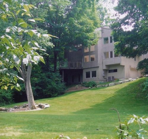 13 Echo Hill Rd, New Canaan, CT 06840 exterior
