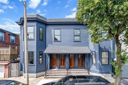 722 5Th St, Roxbury Xing, MA 02127 exterior