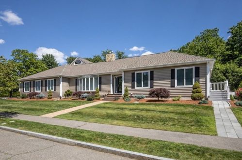 4 Forbes Way, Peabody, MA 01960 exterior