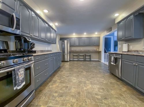 45 Robbins Ave, Abington, MA 02351 exterior
