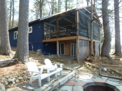 384 Shore Dr, Hopkinton, NH 03229 exterior